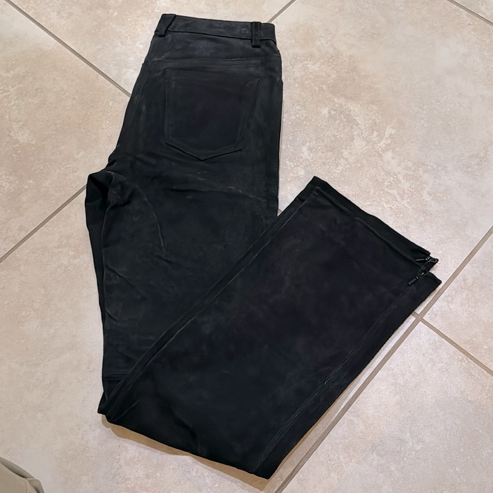 NWT Bebe suede pants